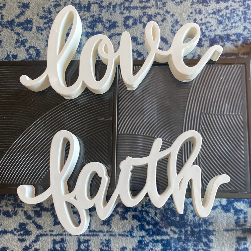 Faith & Love decorative signs
